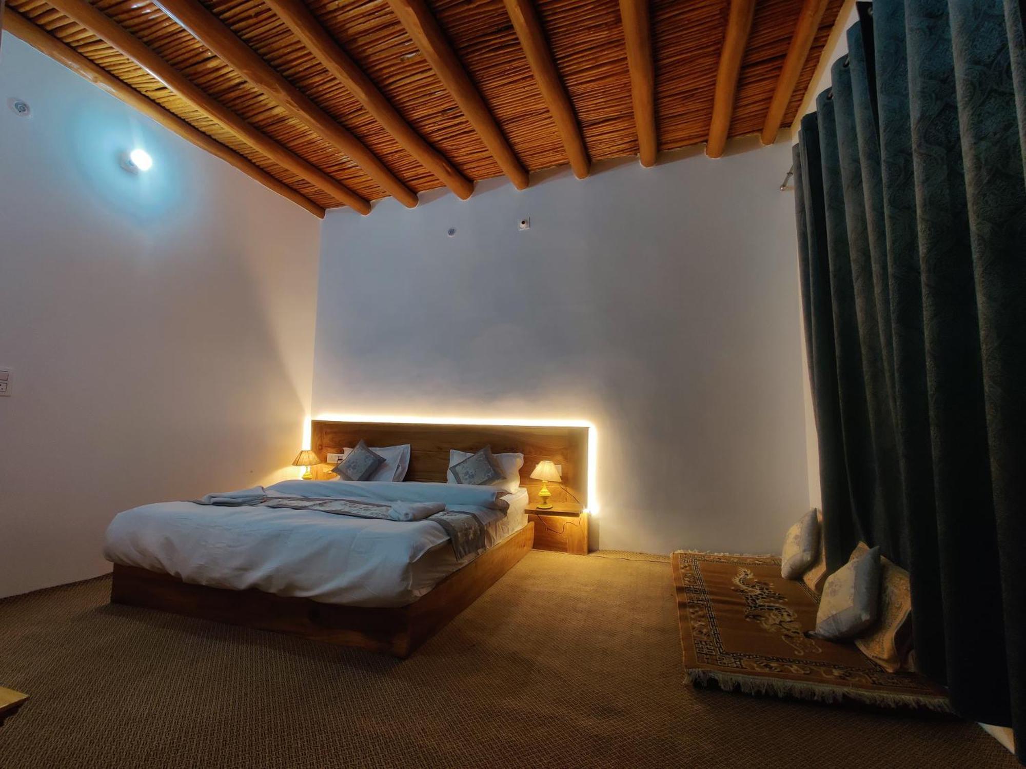 Traveller Nest Hotel Deskit Стая снимка